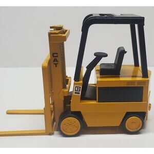 NGZ Caterpillar Electric Lift Truck 1:25 Scale Art.Nr.225